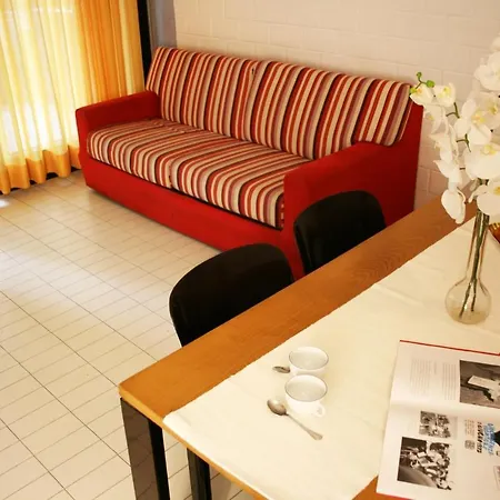 In 21333 Apartment